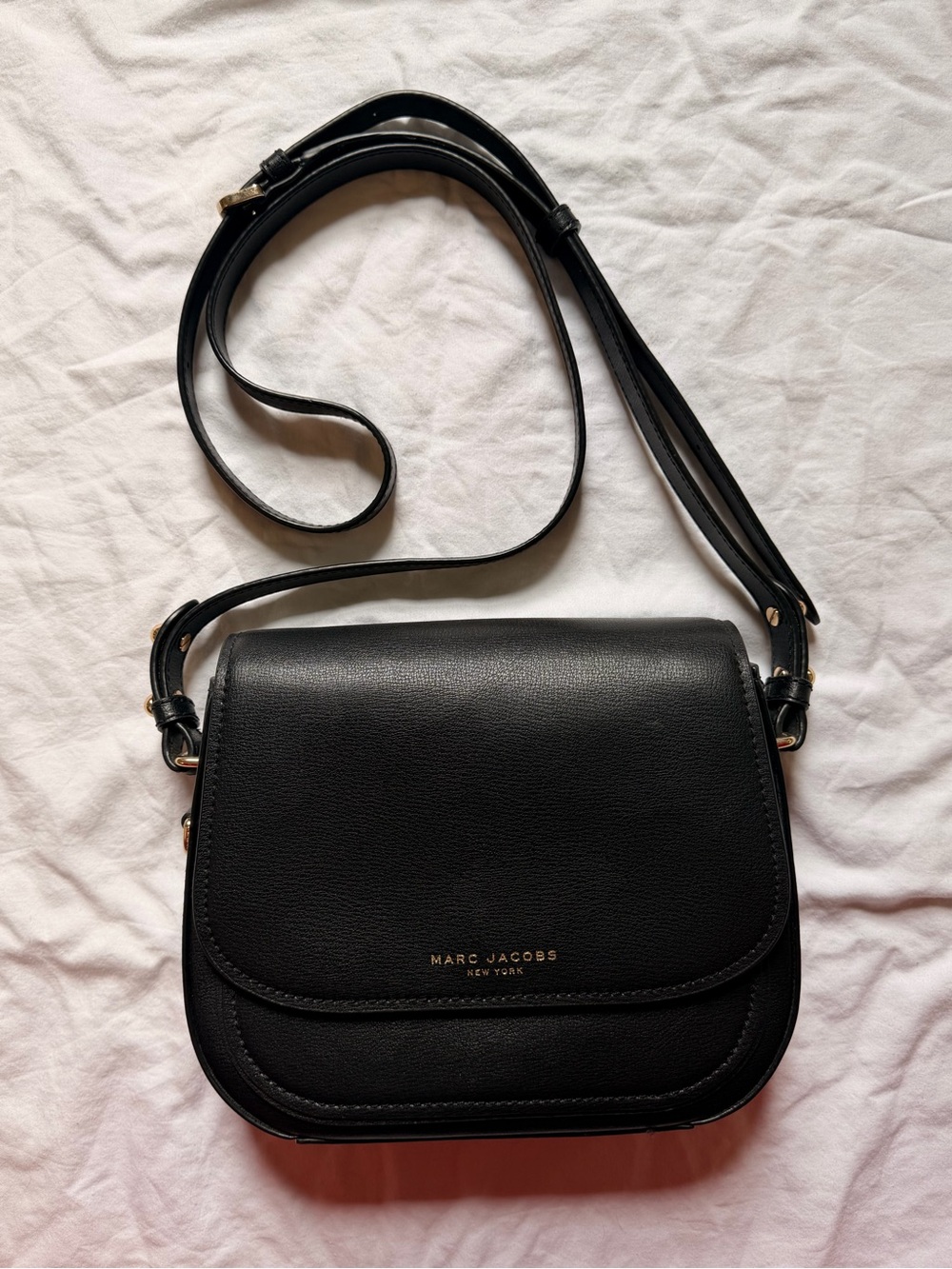 Marc Jacobs Black Pebbled Leather Saddle Crossbody